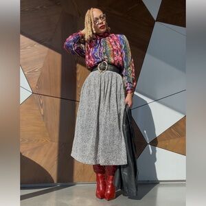 VINTAGE MIDI STATEMENT SKIRT